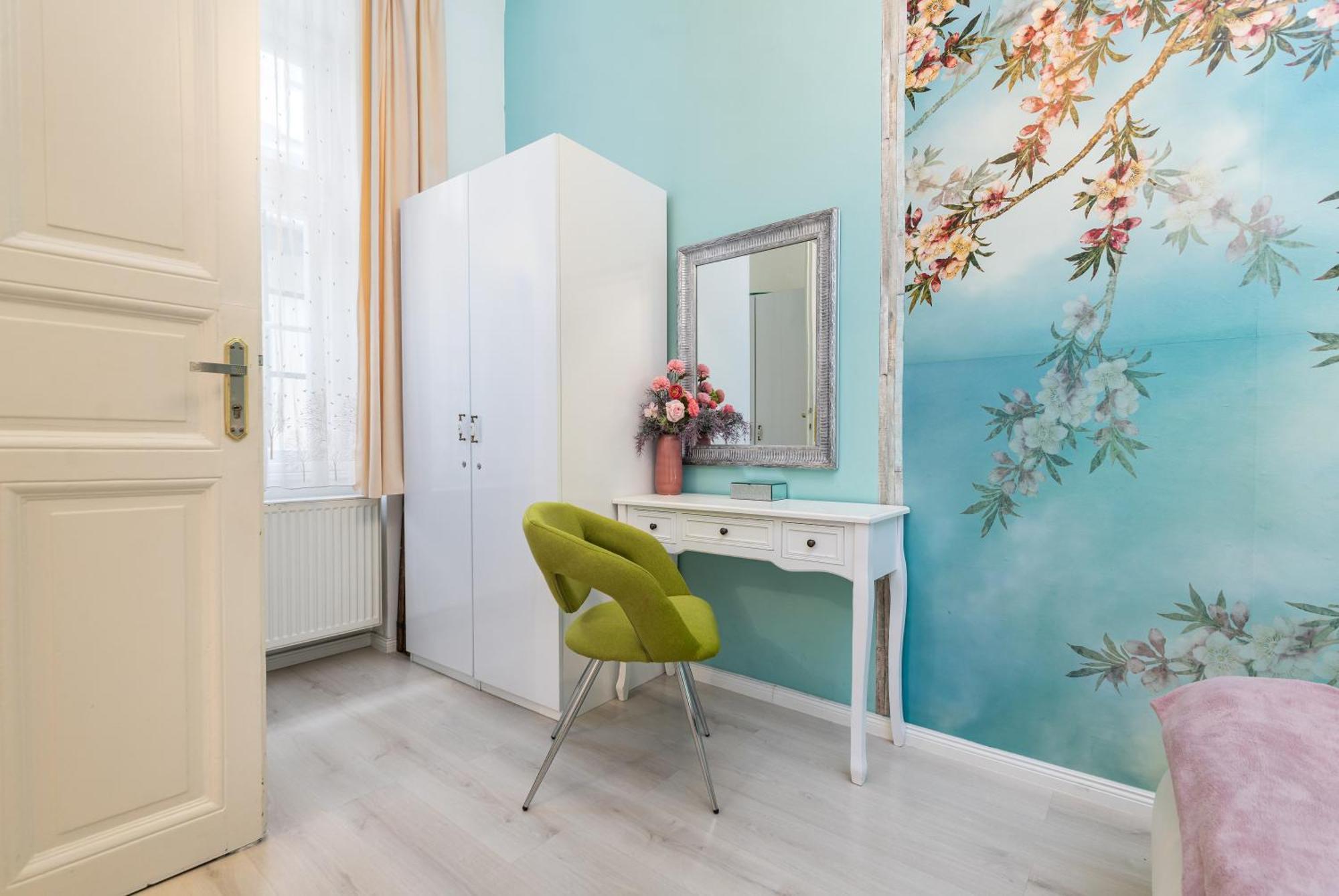 Green Apartment Budapest Bagian luar foto