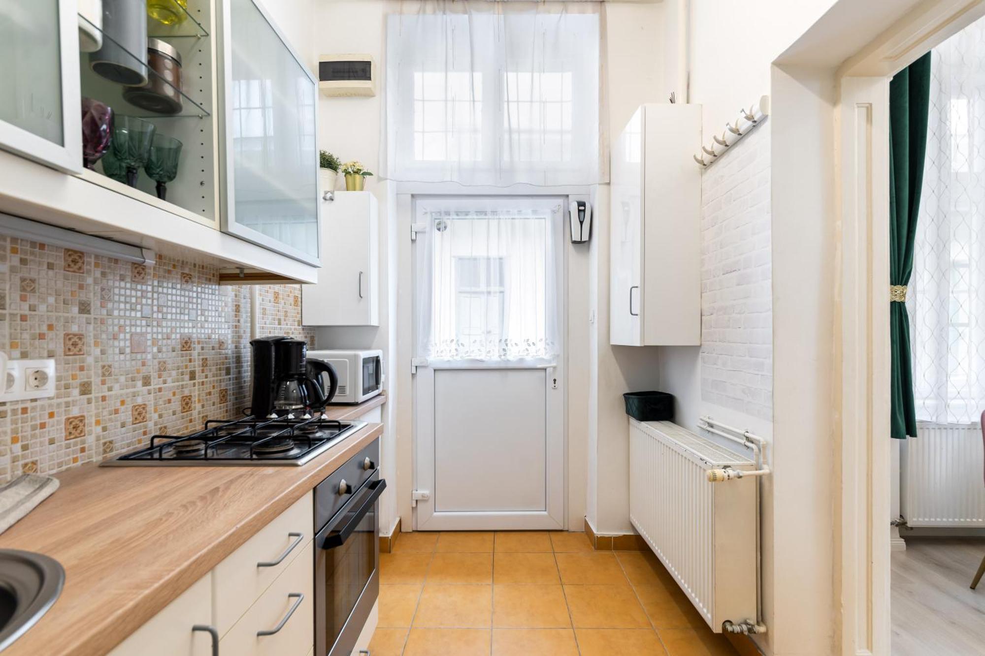 Green Apartment Budapest Bagian luar foto